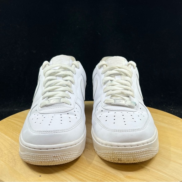 Nike Men's Air Force 1 Low '07 Triple White 2021 Sneaker CW2288-111 Size 10.5 - Picture 3 of 10